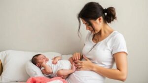 Das Wochenbett gestalten, damit Ruhe und Nähe wachsen